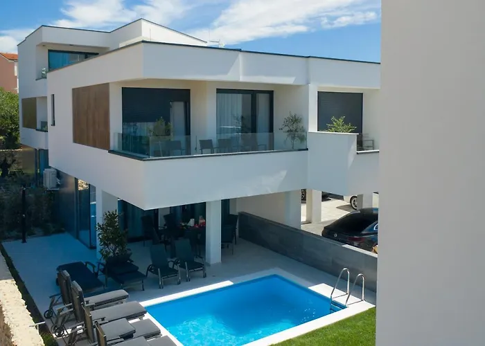 Novalja Bay Villas