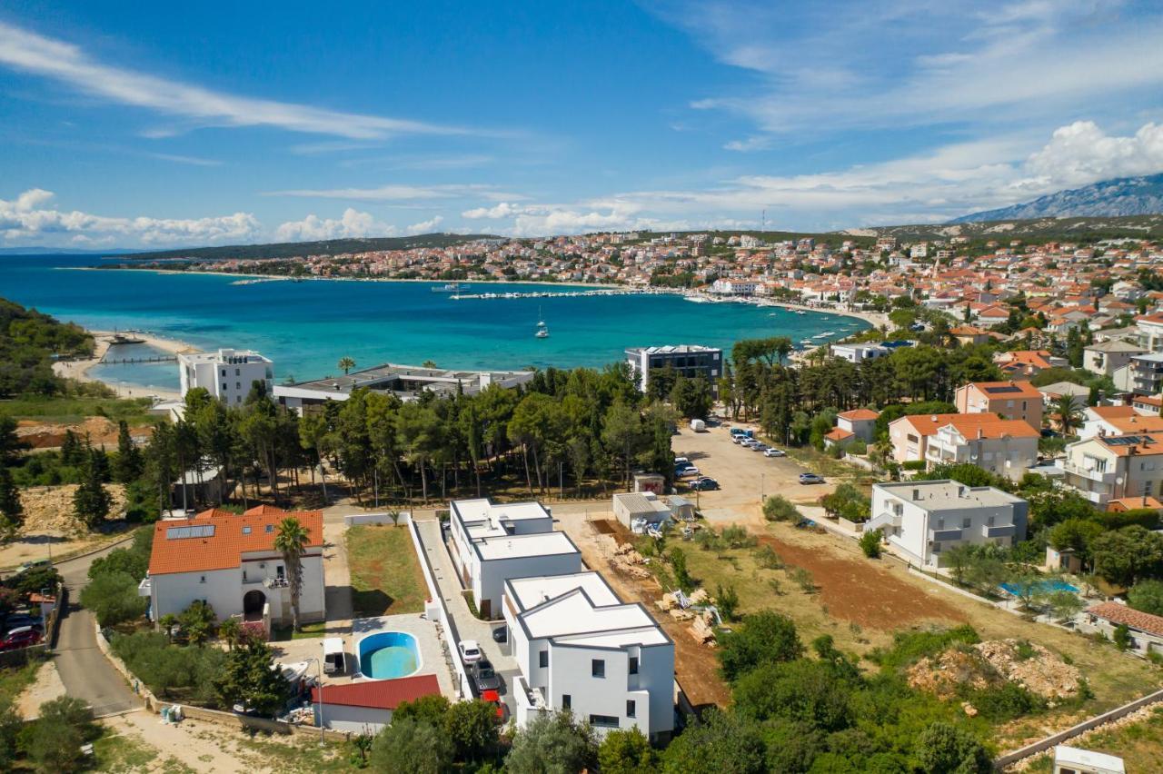 Bay Villa